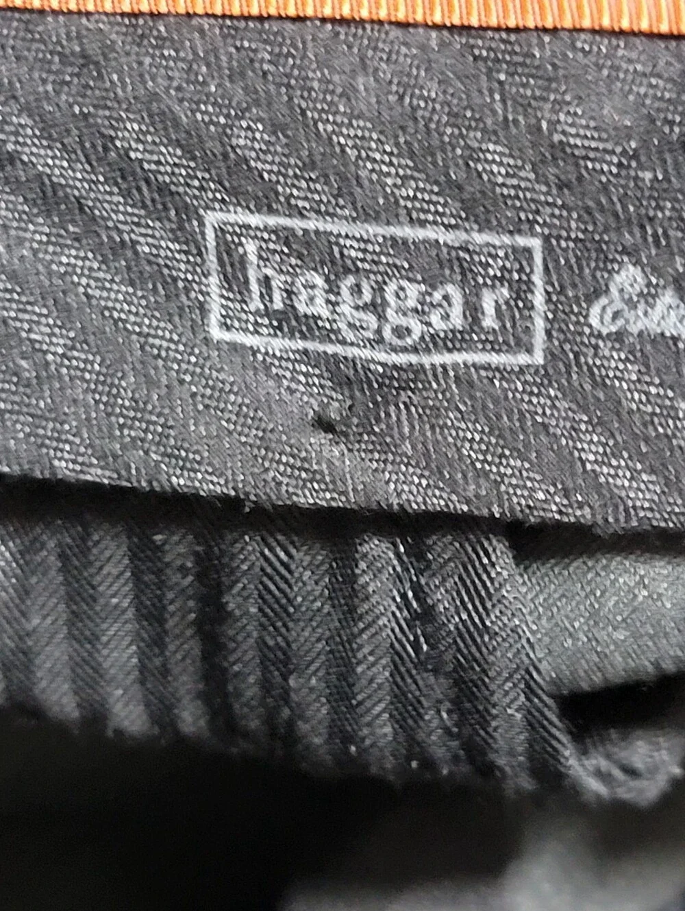 Haggar men's gray striped pleated front dress pants size 44 cuff leg trousers
